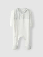 Babygrow com encaixe de riscas